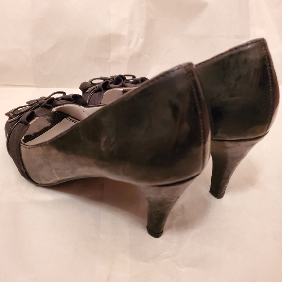 Naturalizer heels - Picture 3 of 3